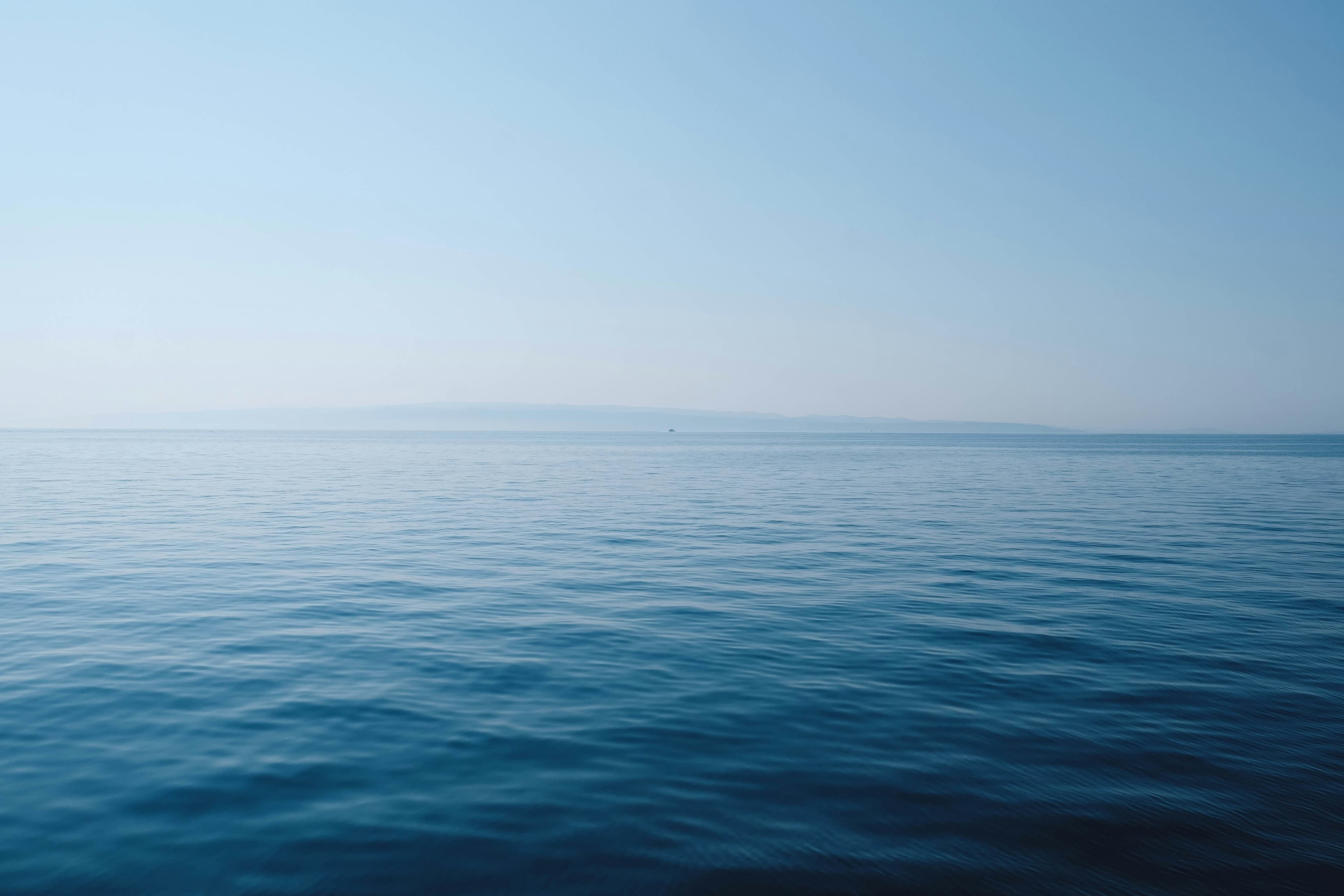 Image of the sea